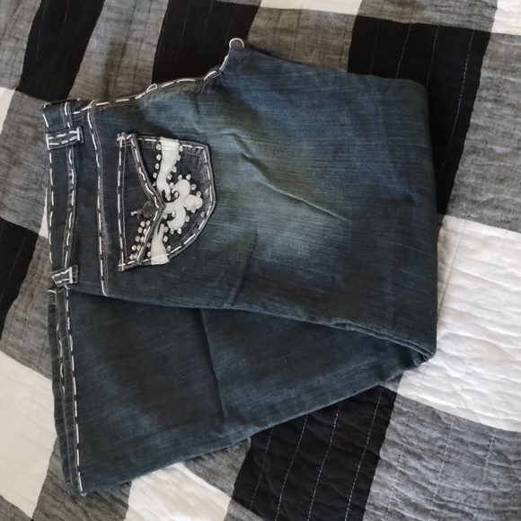 Bejeweled Jeans - Picture 1 of 9